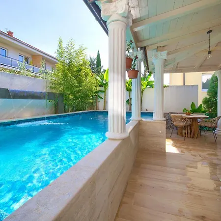 شقة Hanna With A Private Heated Pool