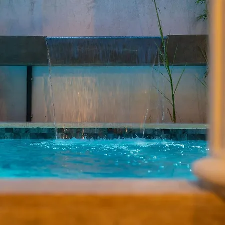 شقة Hanna With A Private Heated Pool