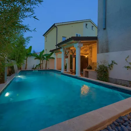 Hanna With A Private Heated Pool *